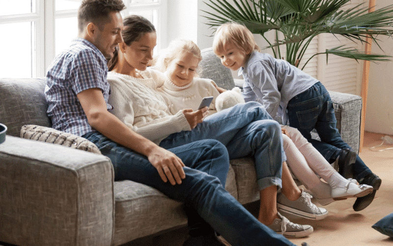 Buyers purchasing a new build property with mortgage advice